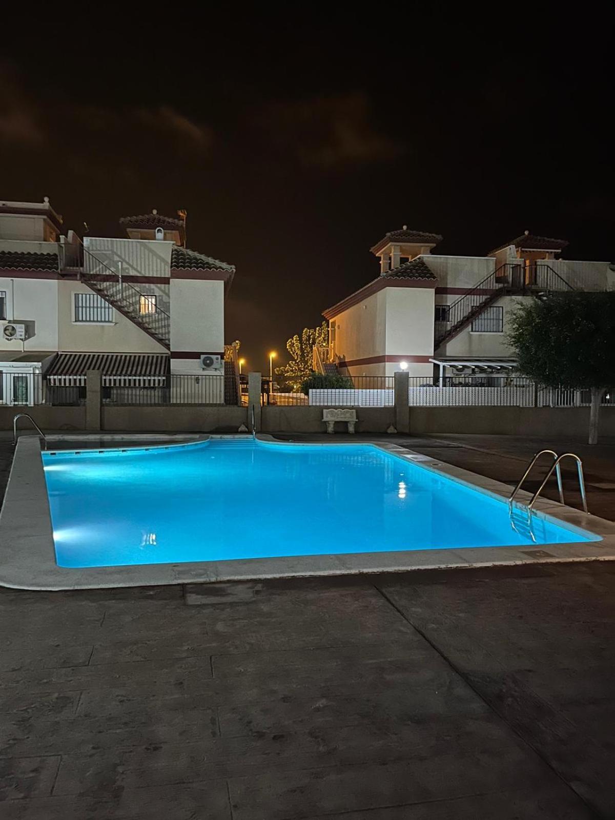 Agreable Appartement Avec Piscine Commune San Pedro del Pinatar Extérieur photo